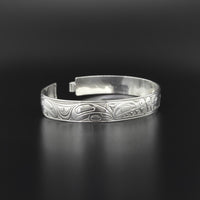 Wolves - Silver Clasping Bracelet