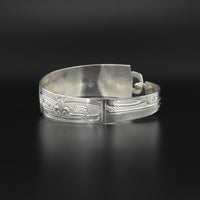 Chilkat - Silver Clasping Bracelet