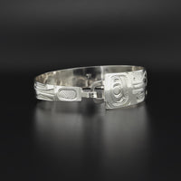 Chilkat - Silver Clasping Bracelet