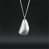 Mussel - Silver Pendant with Abalone