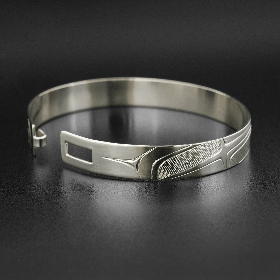 Raven and Light - Silver Clasping Bracelet
