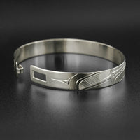 Raven and Light - Silver Clasping Bracelet