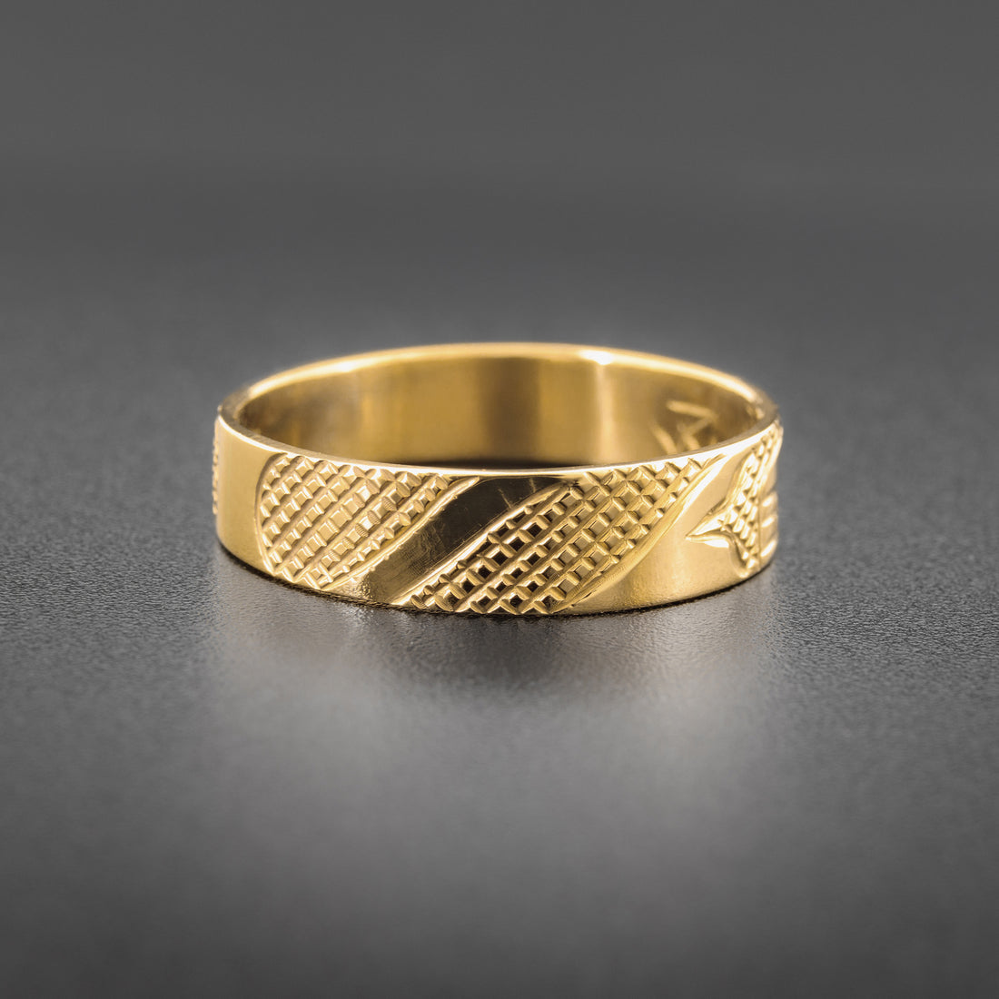 Killerwhale - 14k Gold Ring