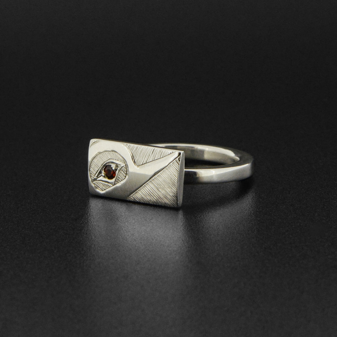 Hummingbird - Silver Ring with Garnet