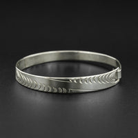 Goat Horn - Silver Clasping Bracelet