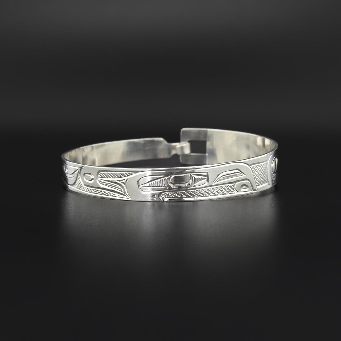 Raven - Silver Clasping Bracelet