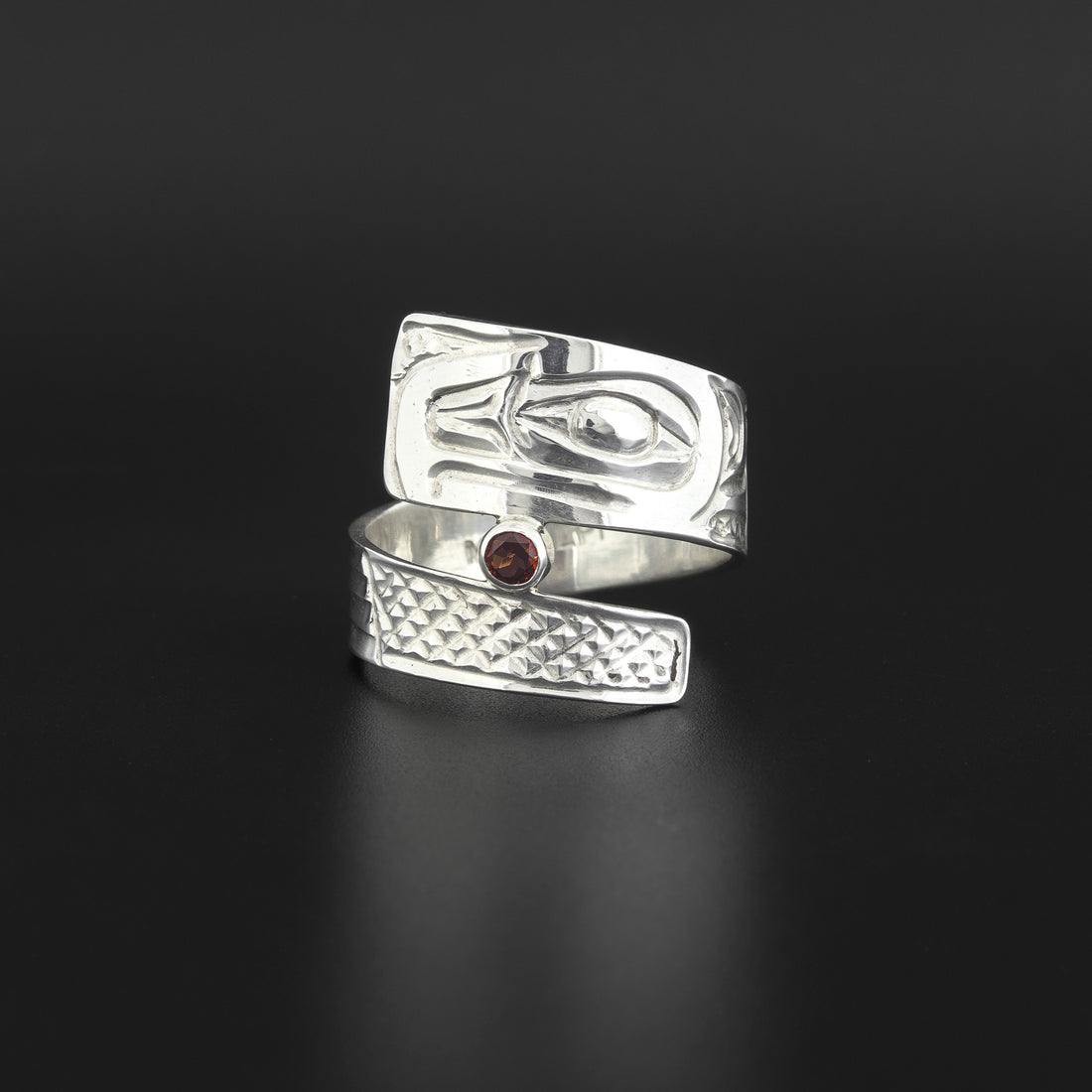 Raven - Silver Ring with Garnet