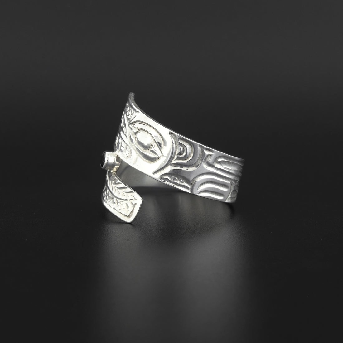 Wolf - Silver Ring with Onyx