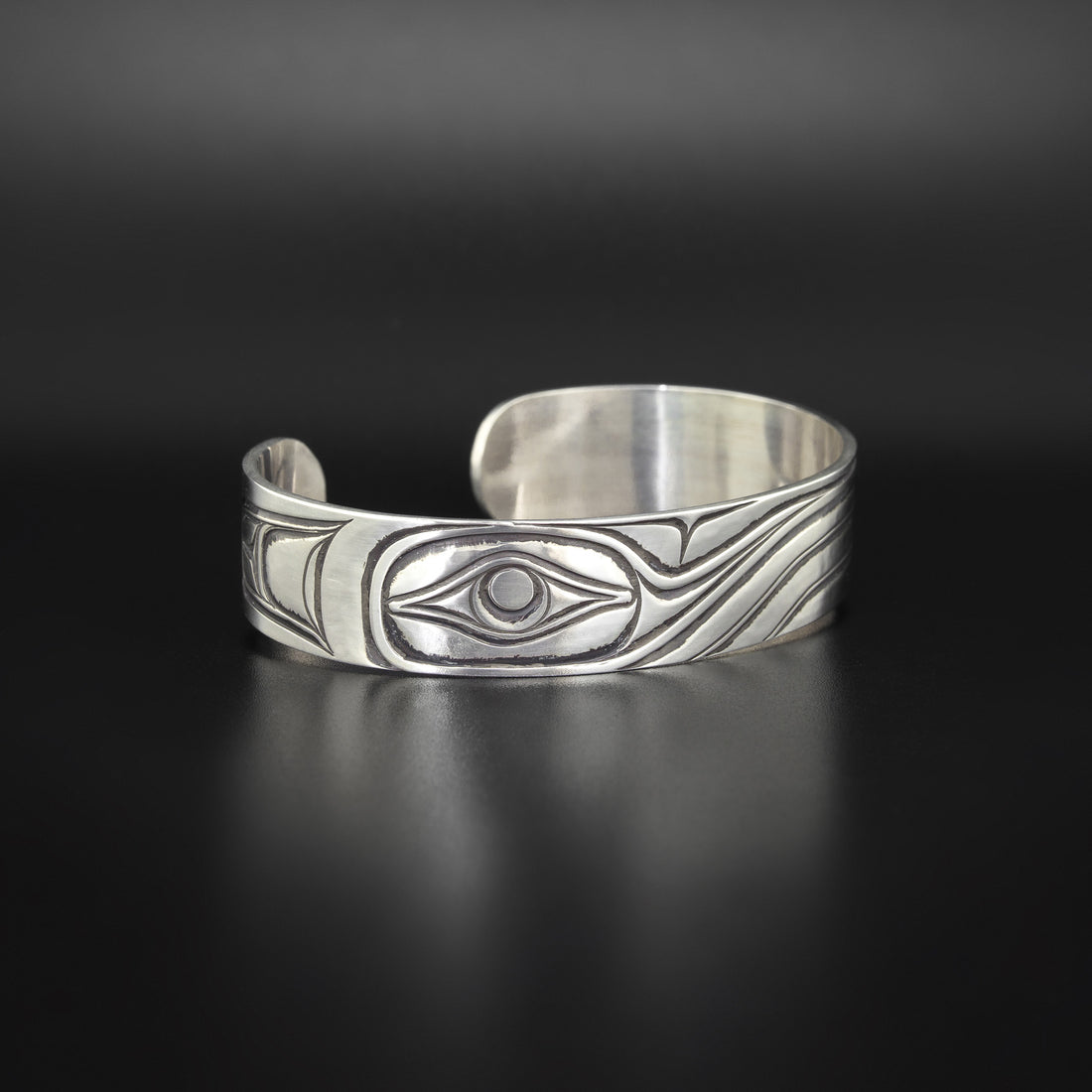 Humpback Up Close - Silver Bracelet