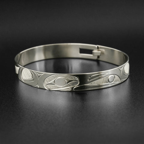 Raven and Light - Silver Clasping Bracelet