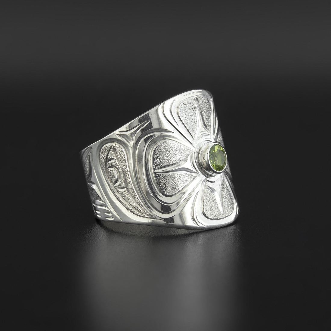 Hummingbird - Silver Ring with Peridot