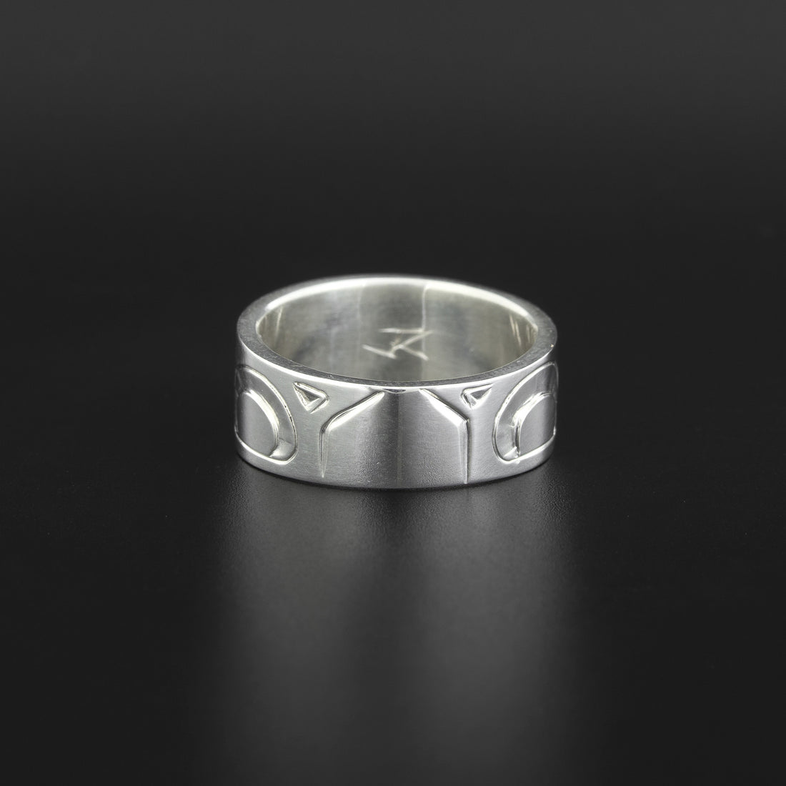 Wolves - Silver Ring with Lapis