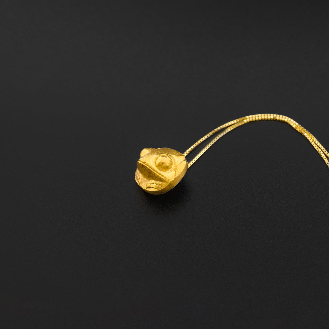 Frog - 22k Gold Pendant