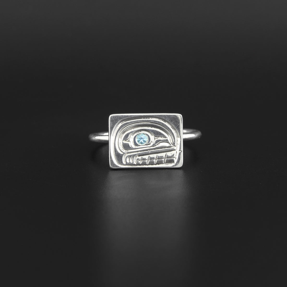 Orca - Silver Ring with Blue Topaz