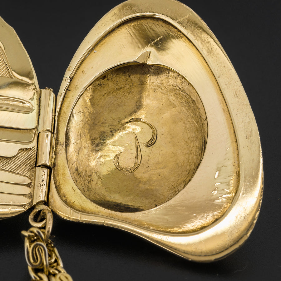 Clam Shell - 14k Gold Locket