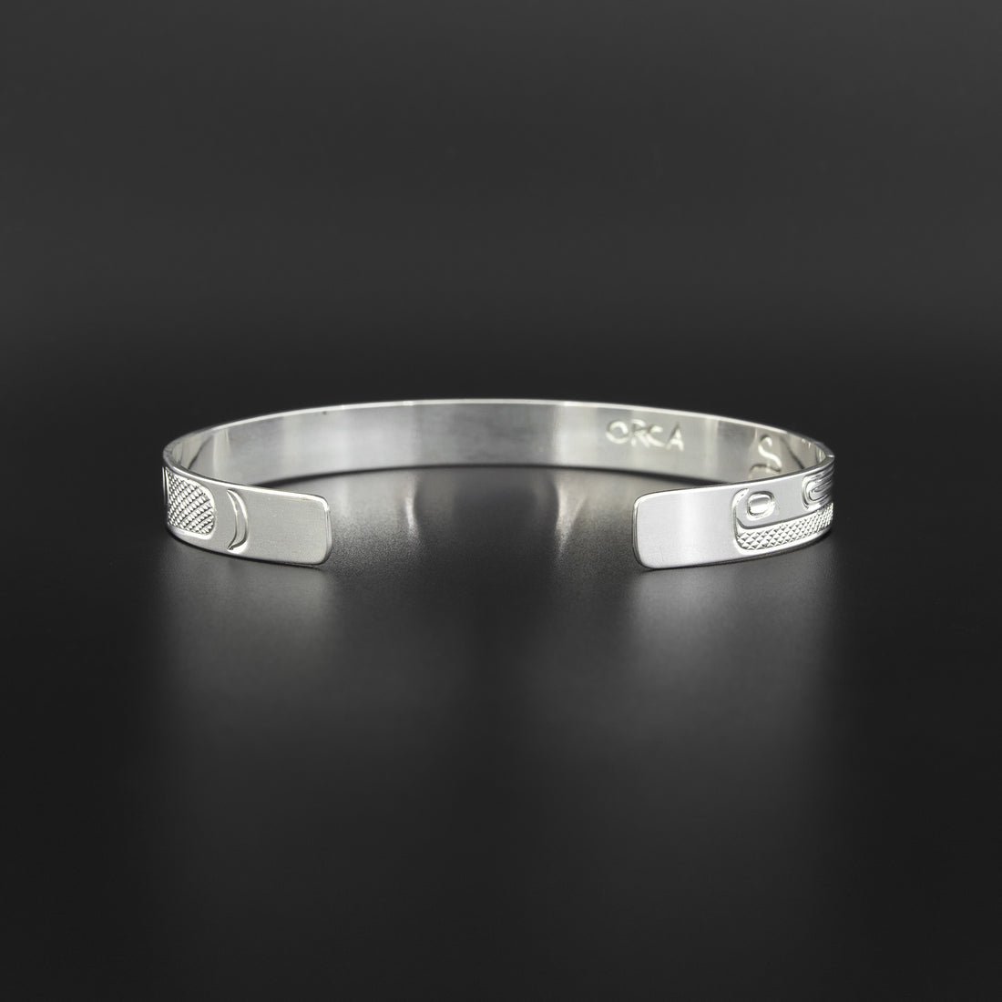 Killerwhale - 1/4" Wide Silver Bracelet