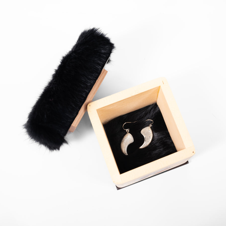 Zoongde'ewin (Bravery) - 2023 Charity Box