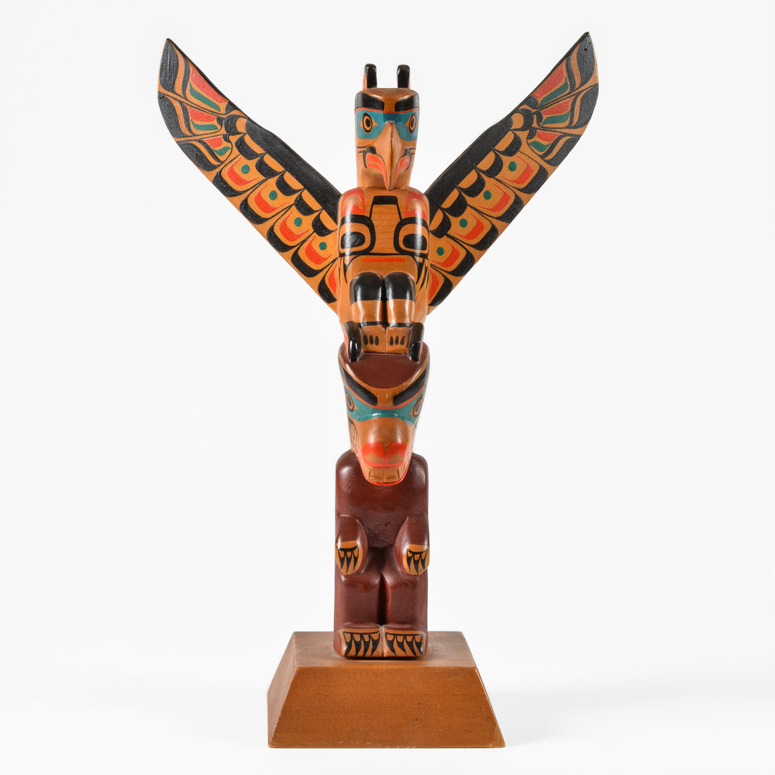 Thunderbird and Bear - Cedar Pole