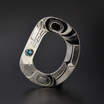 Wolf - Silver Pendant with Topaz