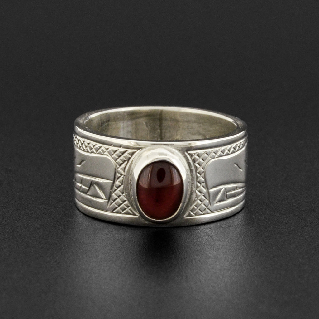 Wolves - Silver Ring with Garnet