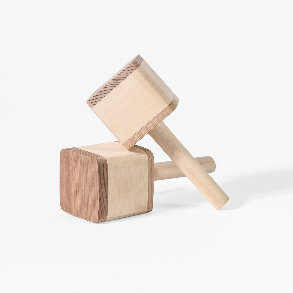 Cedar Bentwood Box Rattle – Lattimer Gallery