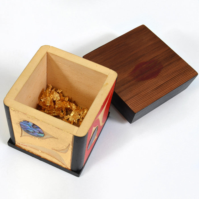 'Sealed With a Kiss' - 2015 Charity Box