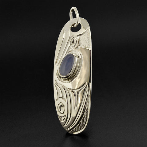 Frog - Silver Pendant with Chalcedony
