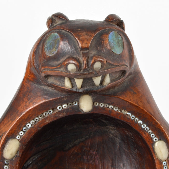 Otter - Wooden Feast Dish