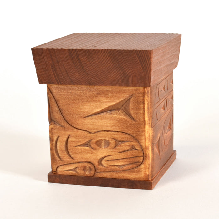 'In̓inyáx̱a7n tḵat yéw̓yews - Thunderbird Confronts Killerwhale' - 2017 Charity Box