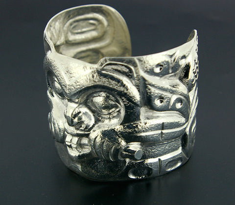 Beaver - Repoussé Silver Bracelet